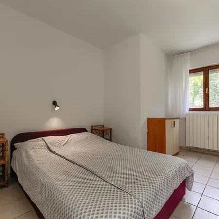 Fuer 4 Personen * Ražanac
