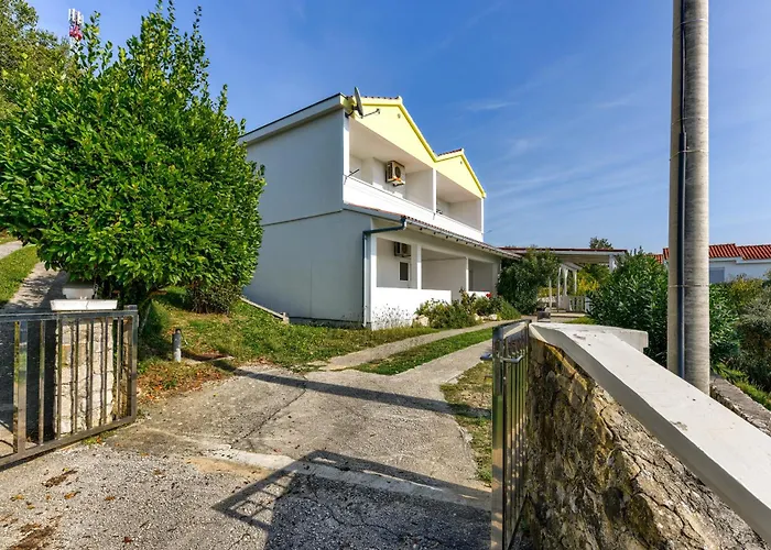 Apartamento Für 4 Personen Ražanac